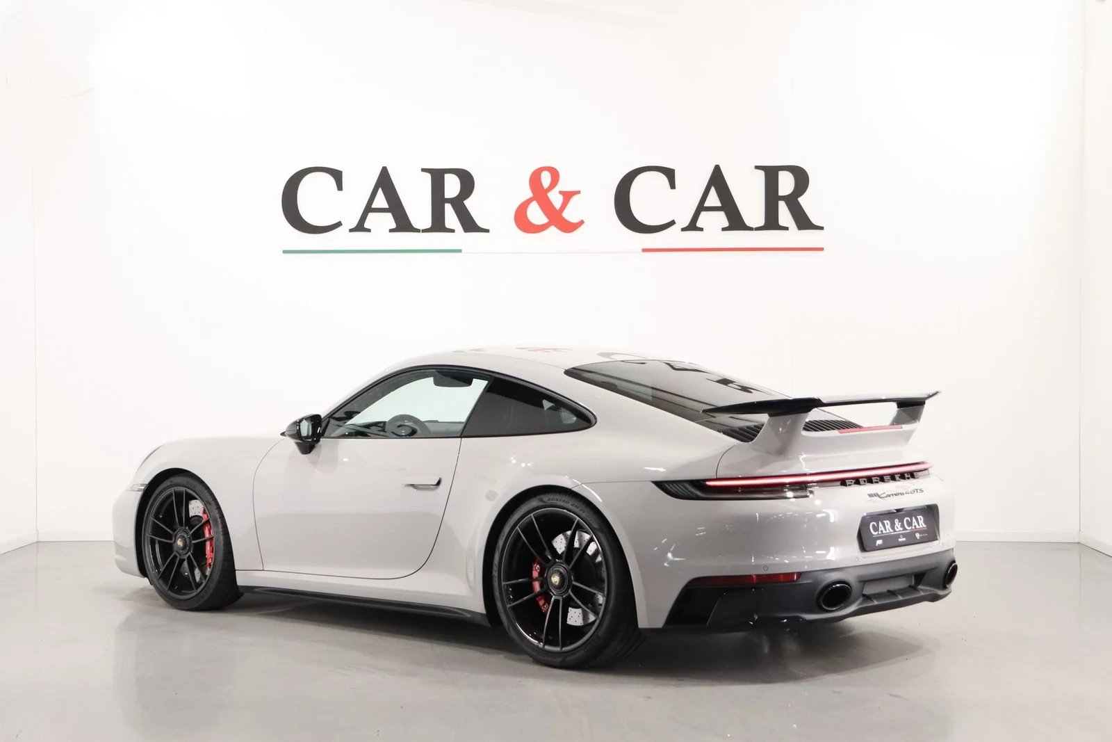 Porsche 911 Carrera 4 GTS Aerokit (992.1), 2/10