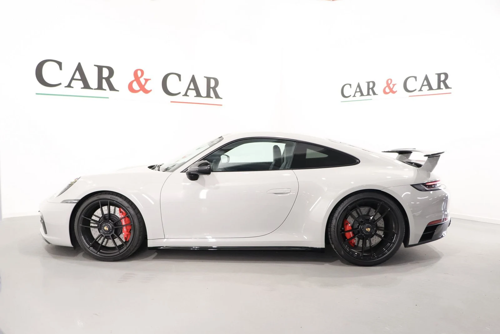 Porsche 911 Carrera 4 GTS Aerokit (992.1), 6/10