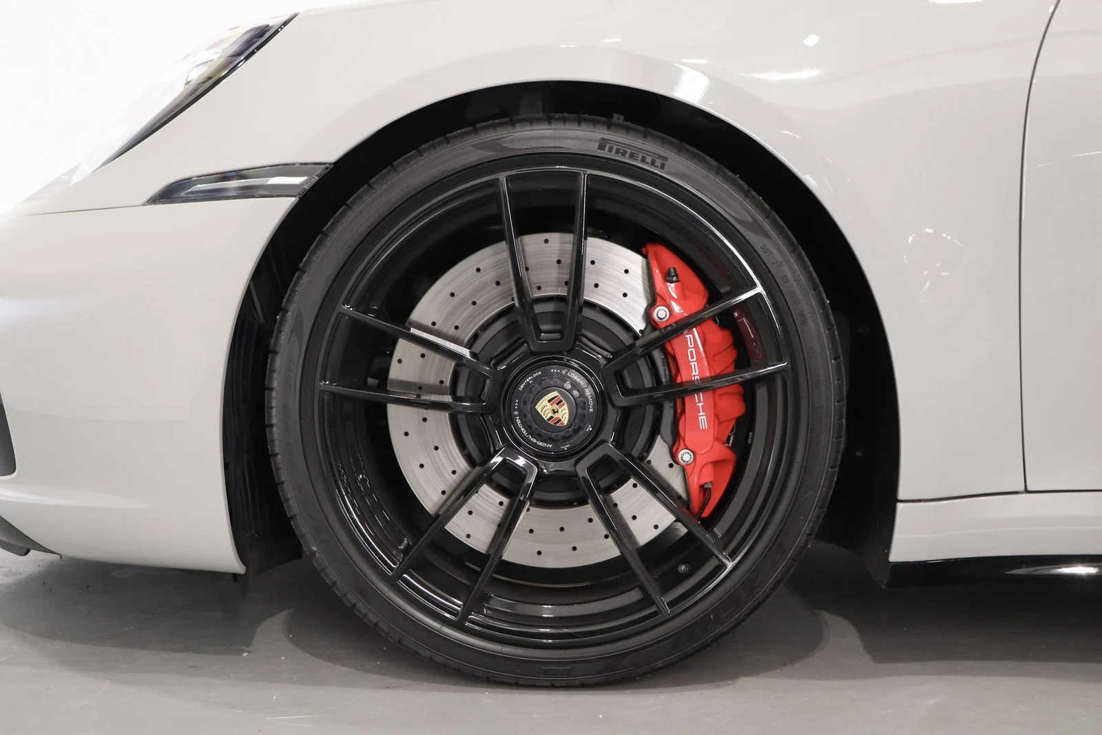 Porsche 911 Carrera 4 GTS Aerokit (992.1), 7/10