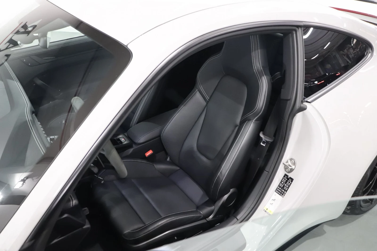 Porsche 911 Carrera 4 GTS Aerokit (992.1), 8/10
