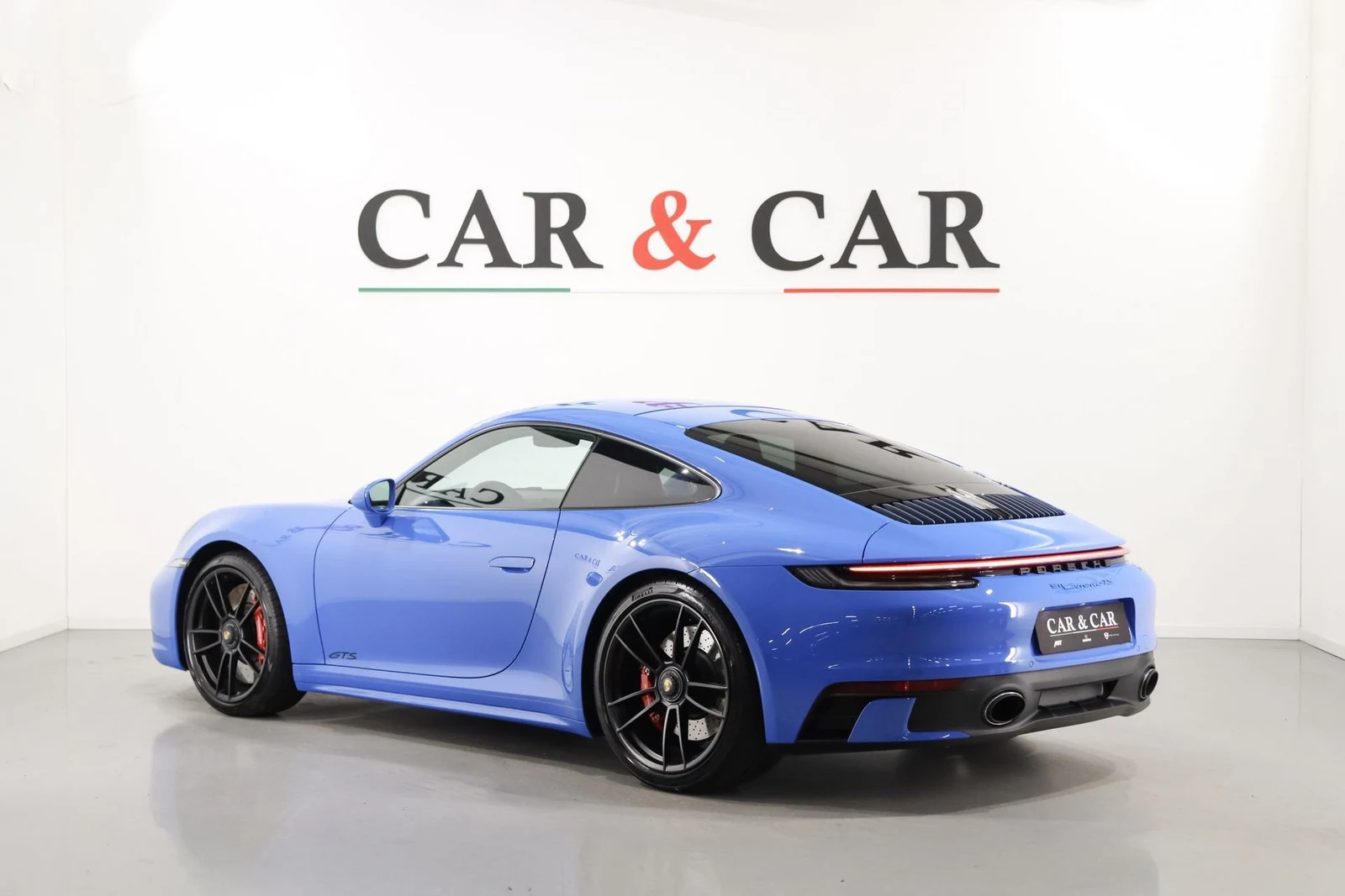 Porsche 911 Carrera GTS (992.1), 2/10