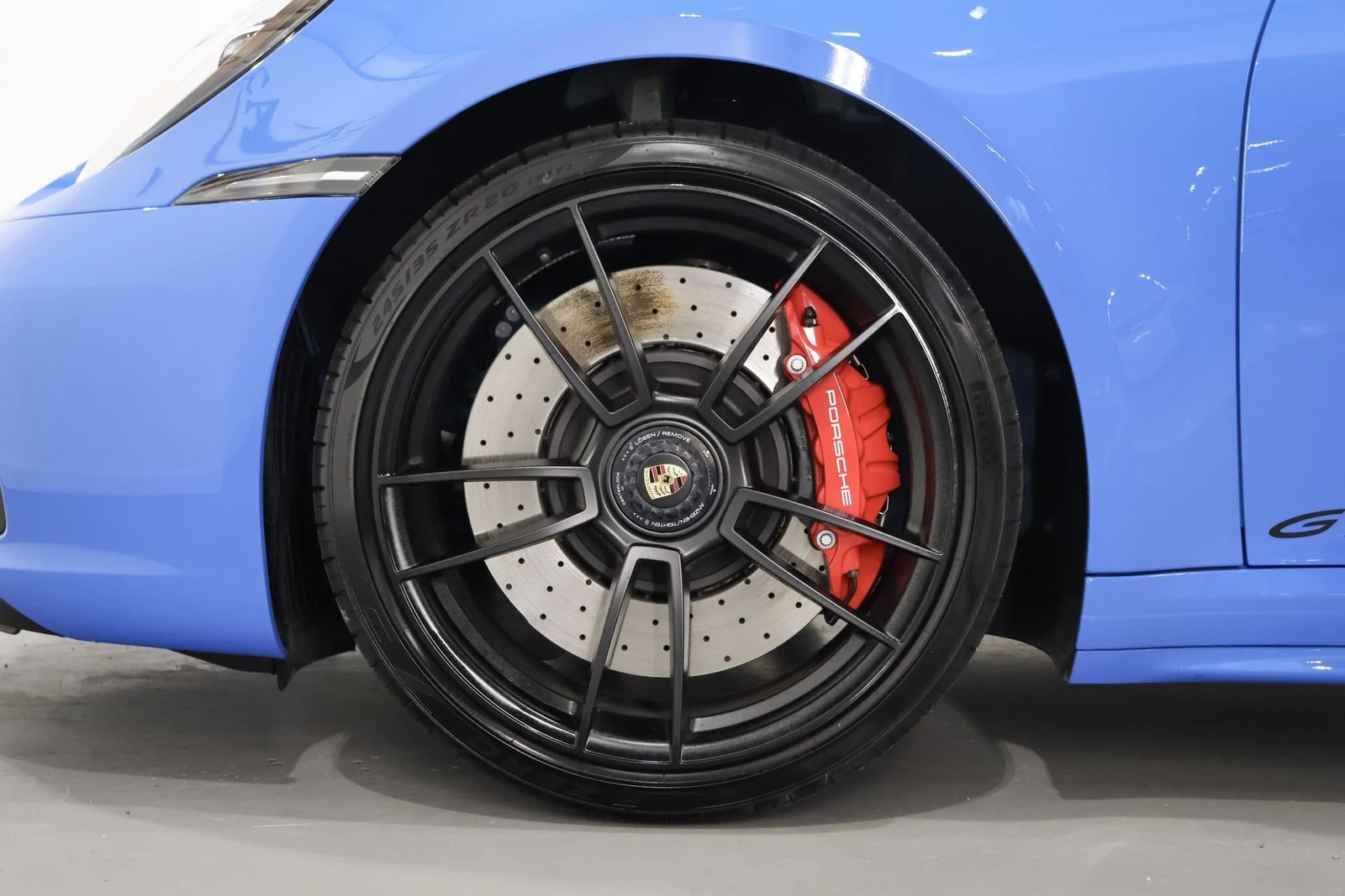 Porsche 911 Carrera GTS (992.1), 6/10