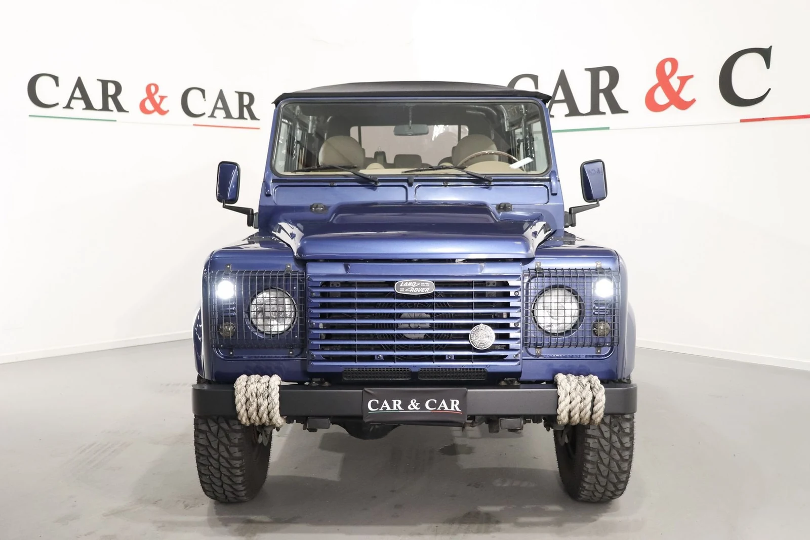 Land Rover Defender 110 2.2 TD4, 3/10