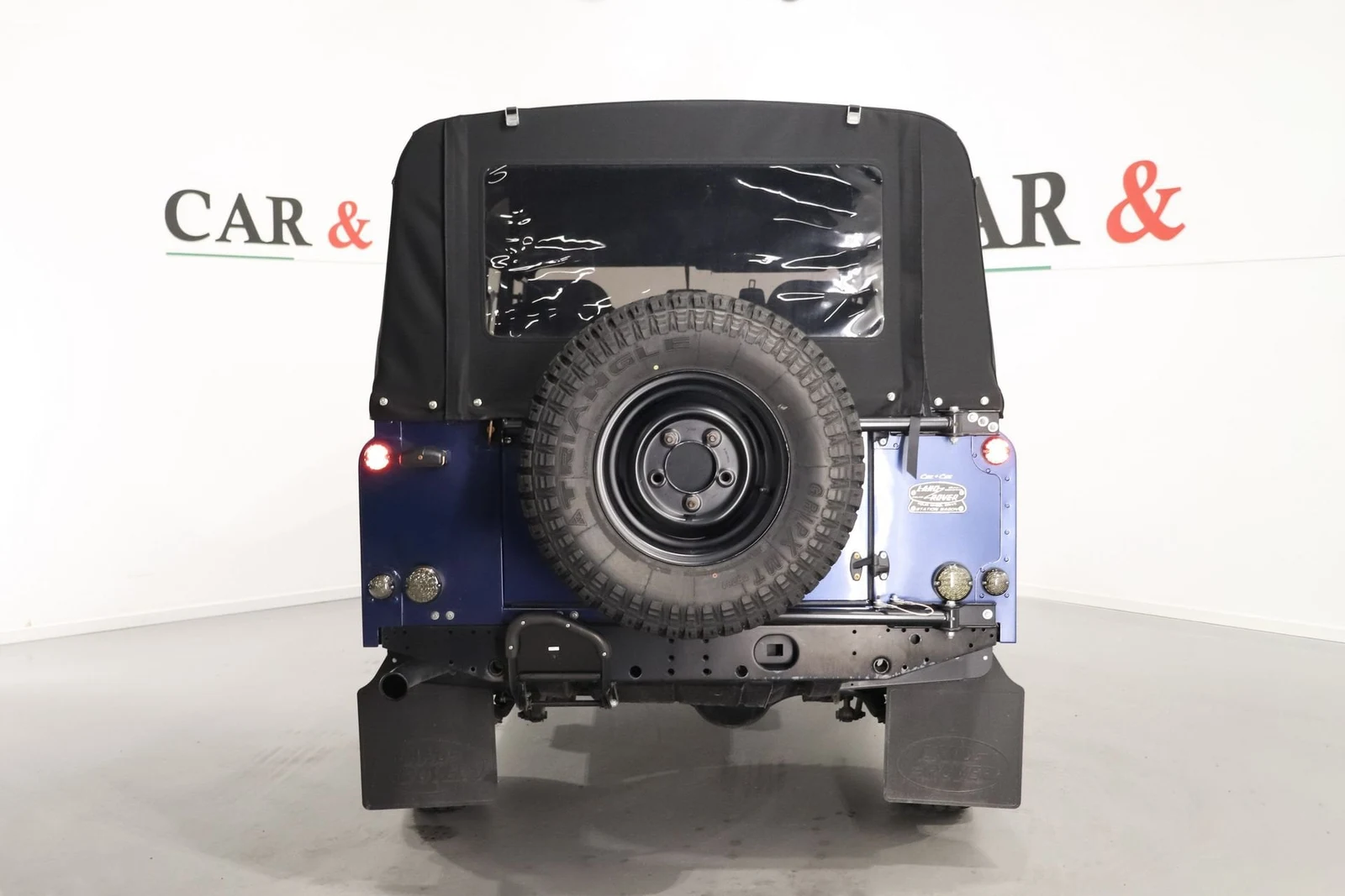 Land Rover Defender 110 2.2 TD4, 4/10