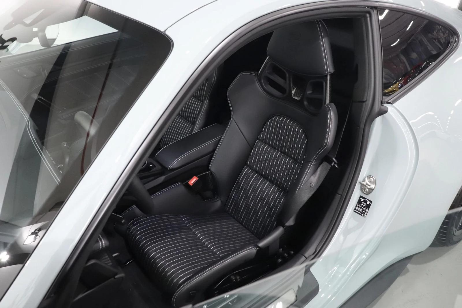 Porsche 911 S/T (992), 7/10