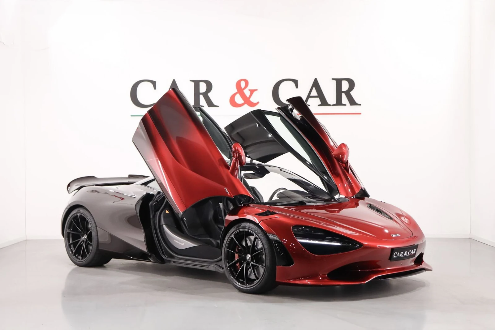 Seller photograph: McLaren 750S MSO