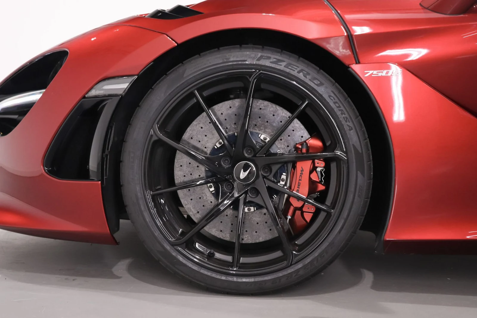 McLaren 750S MSO, 7/10