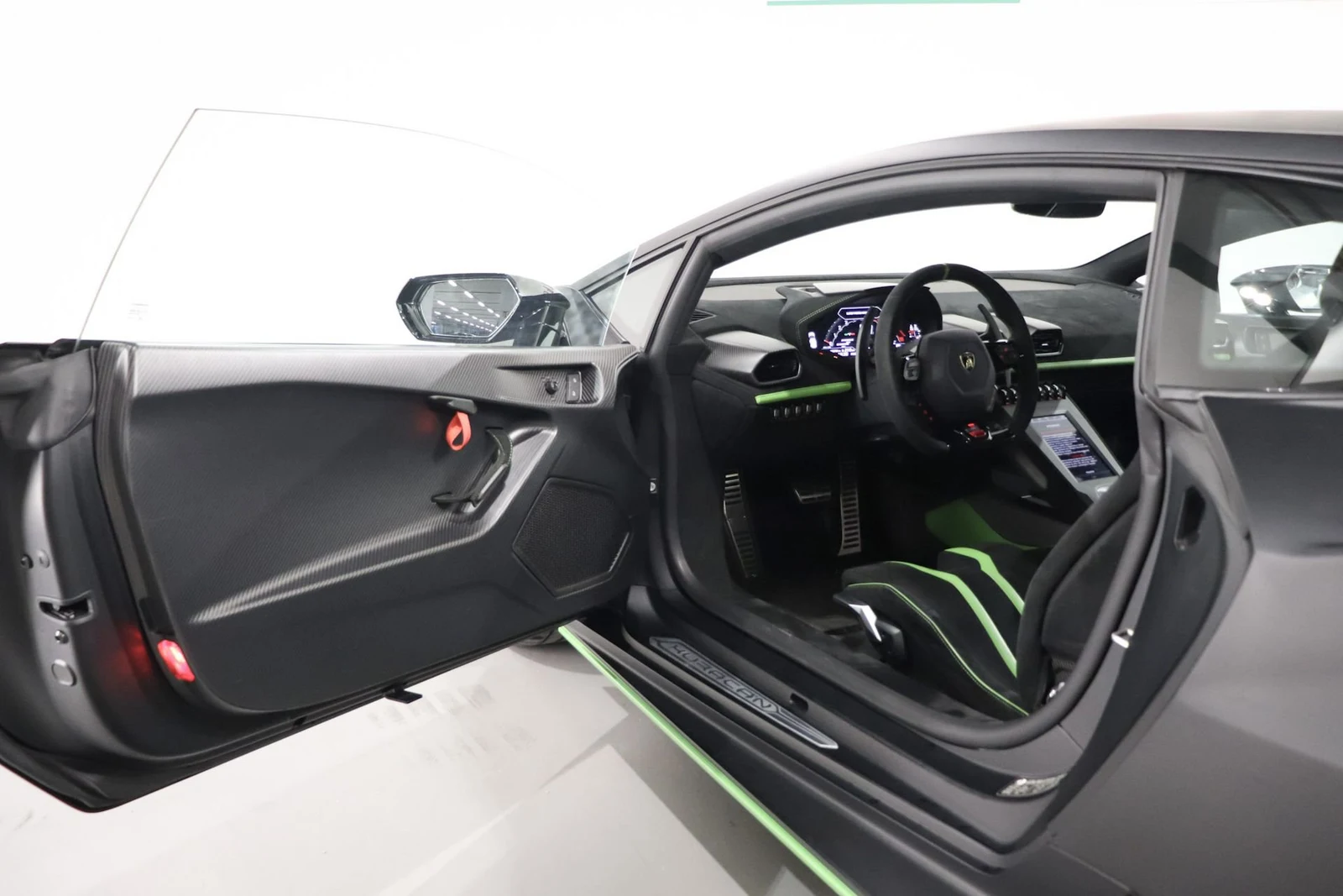 Lamborghini Huracán STO, 9/10