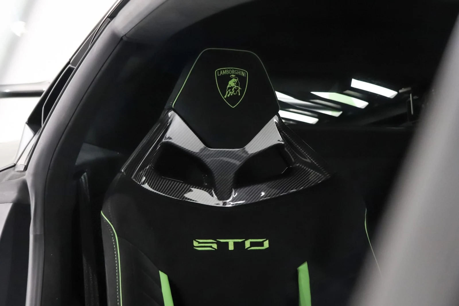 Lamborghini Huracán STO, 10/10