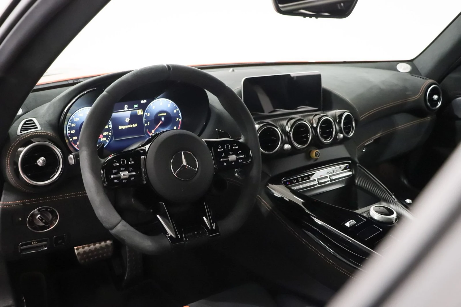 Mercedes-AMG GT Black Series, 8/10
