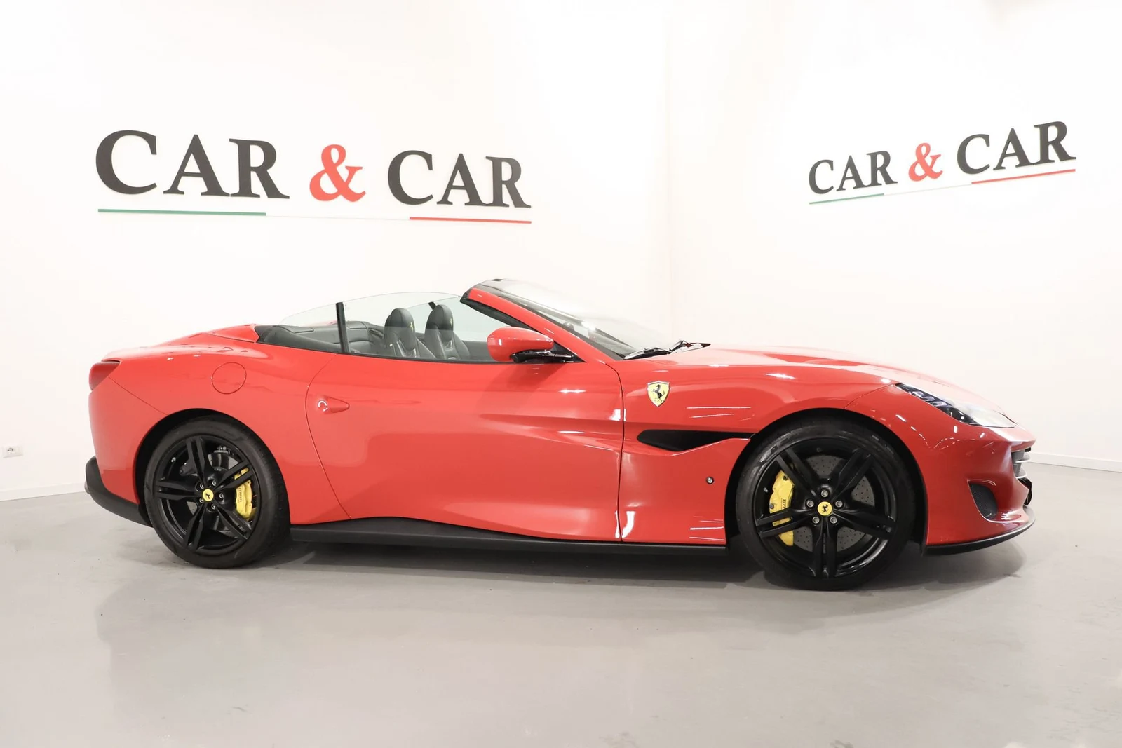 Ferrari Portofino, 5/10