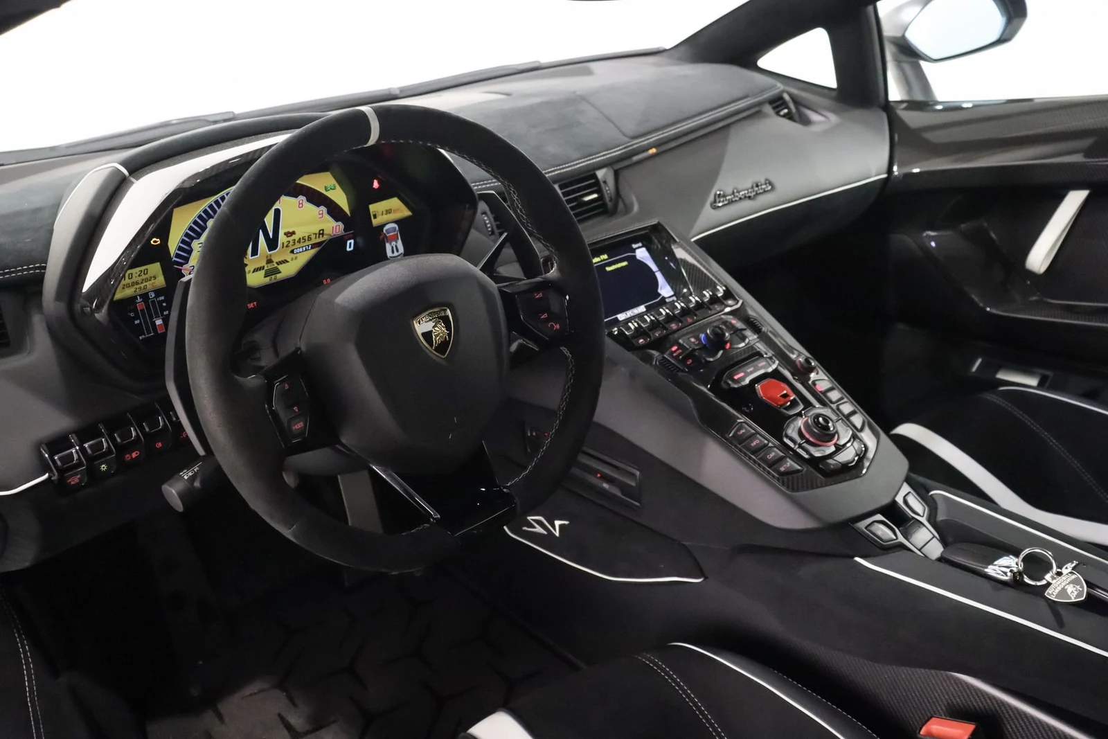Lamborghini Aventador LP750-4 SV Roadster, 8/10