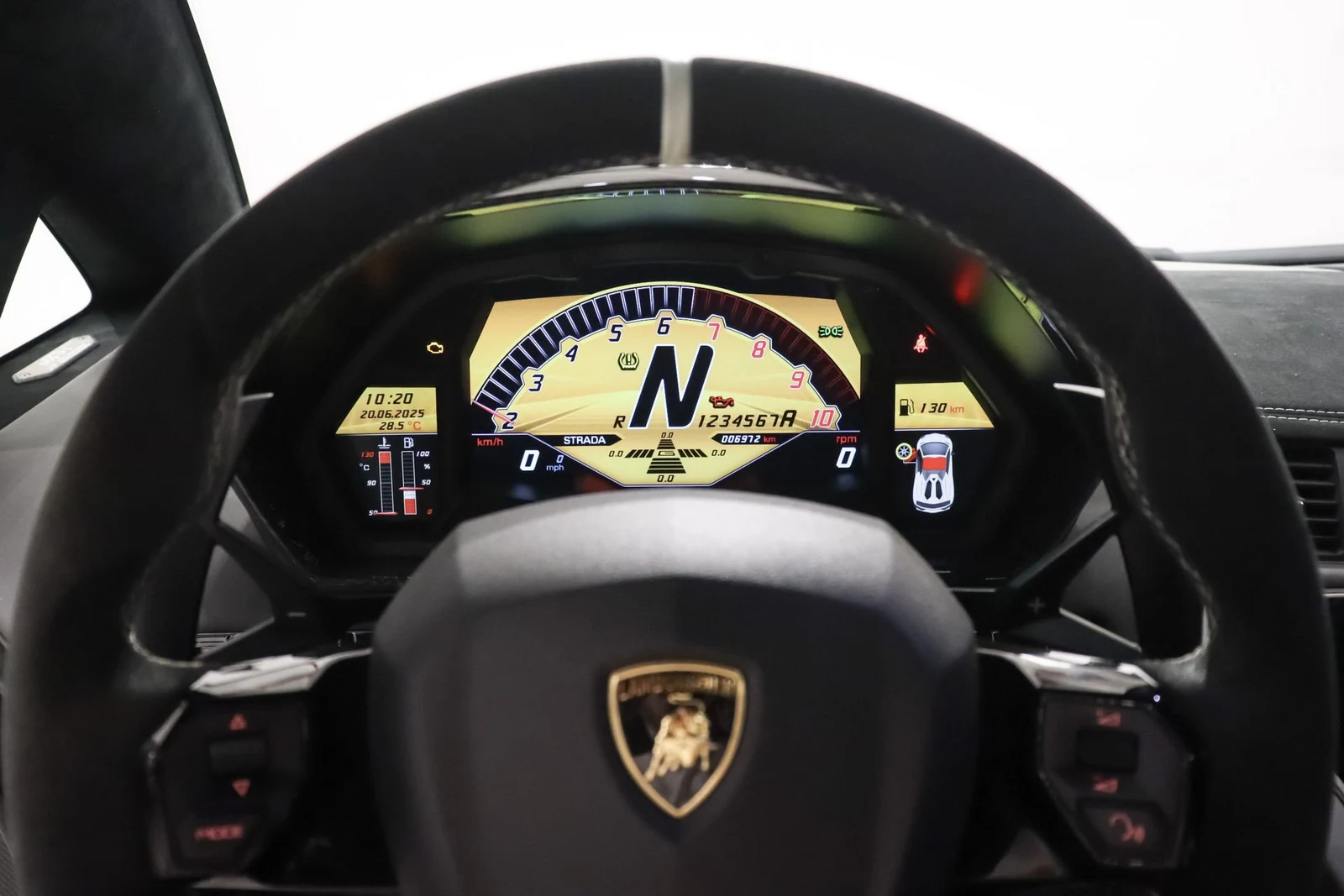 Lamborghini Aventador LP750-4 SV Roadster, 10/10