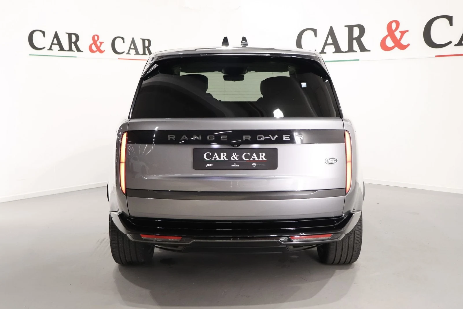 Land Rover Range Rover P530 Autobiography LWB, 4/10