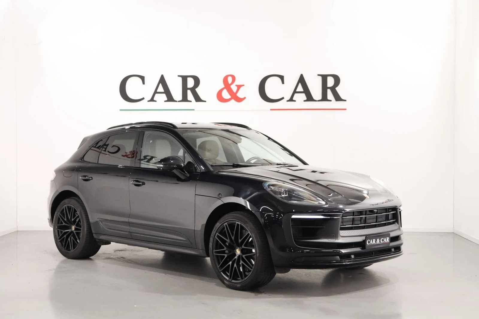 Seller photograph: Porsche Macan GTS