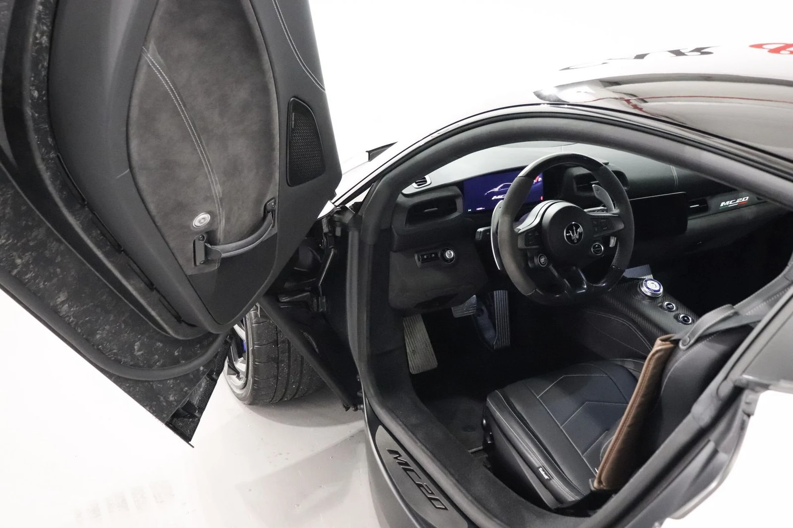 Maserati MC20, 8/10