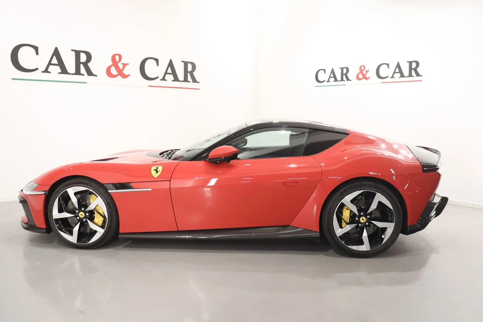 Ferrari 12Cilindri, 6/10