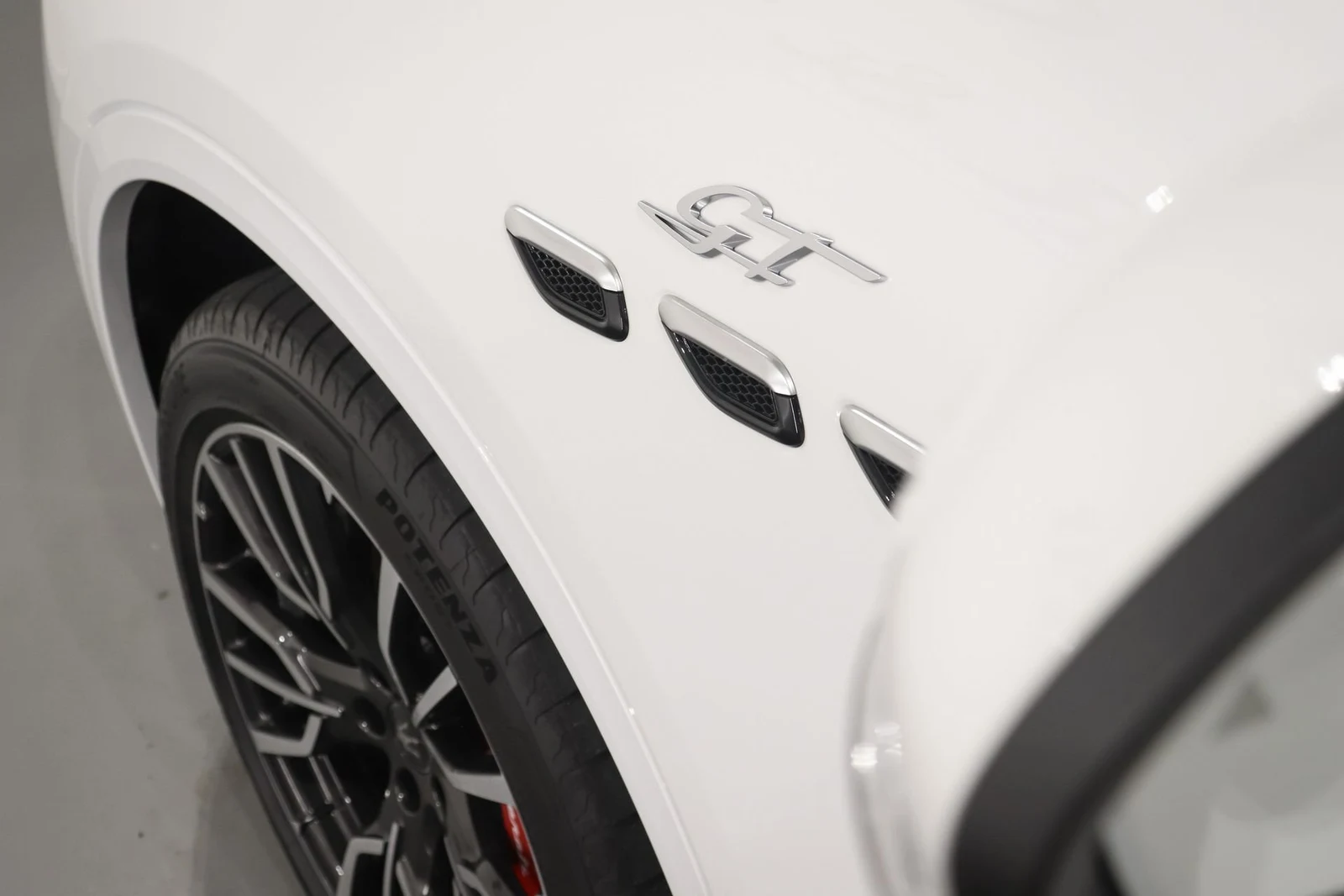 Maserati Grecale GT, 8/10