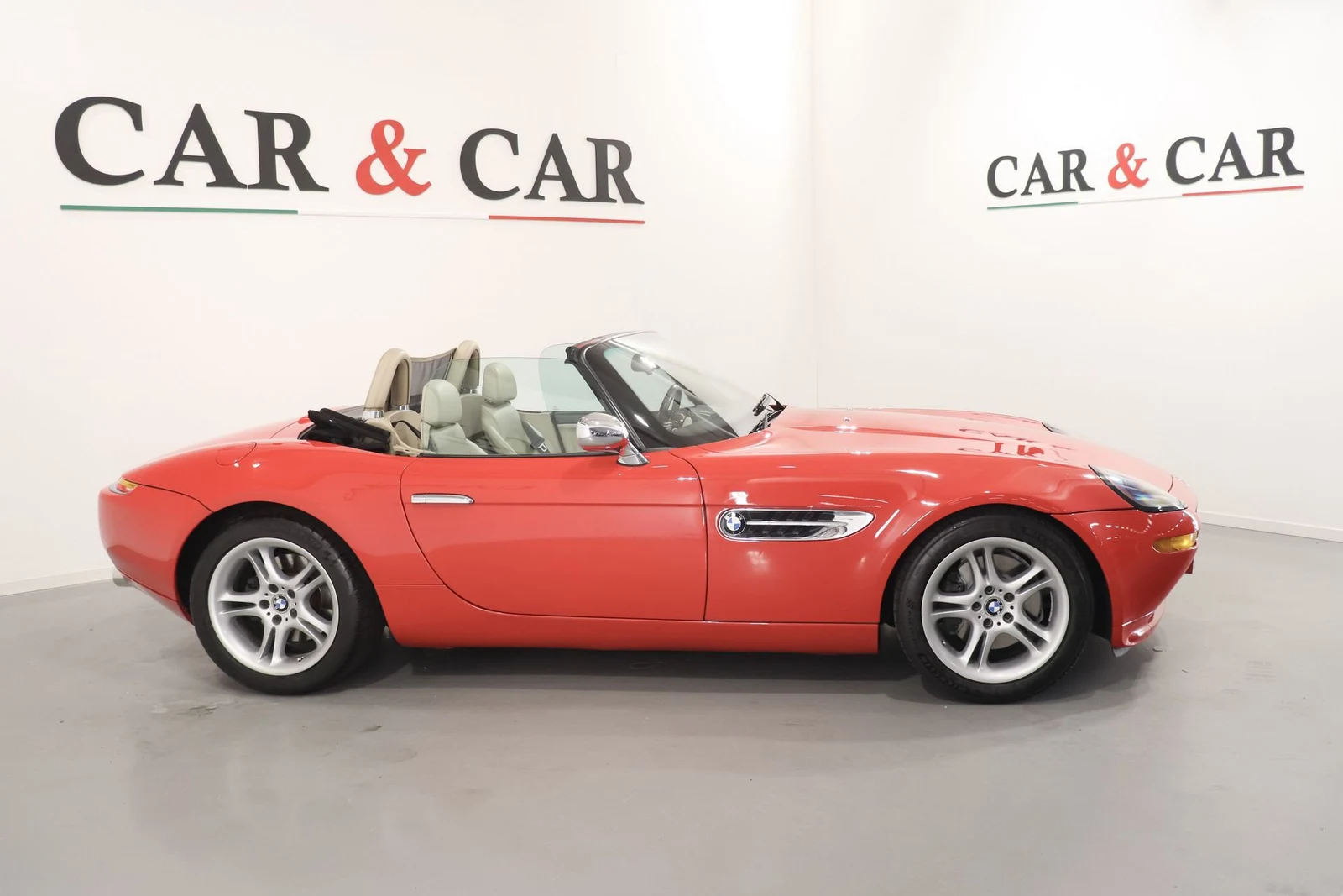 BMW Z8, 5/10