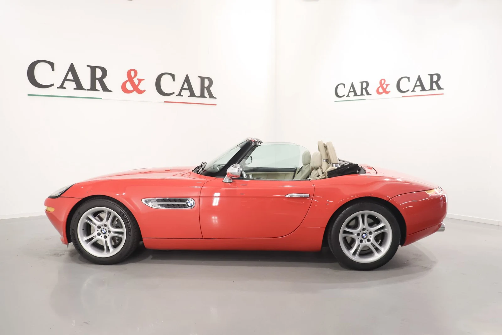 BMW Z8, 6/10