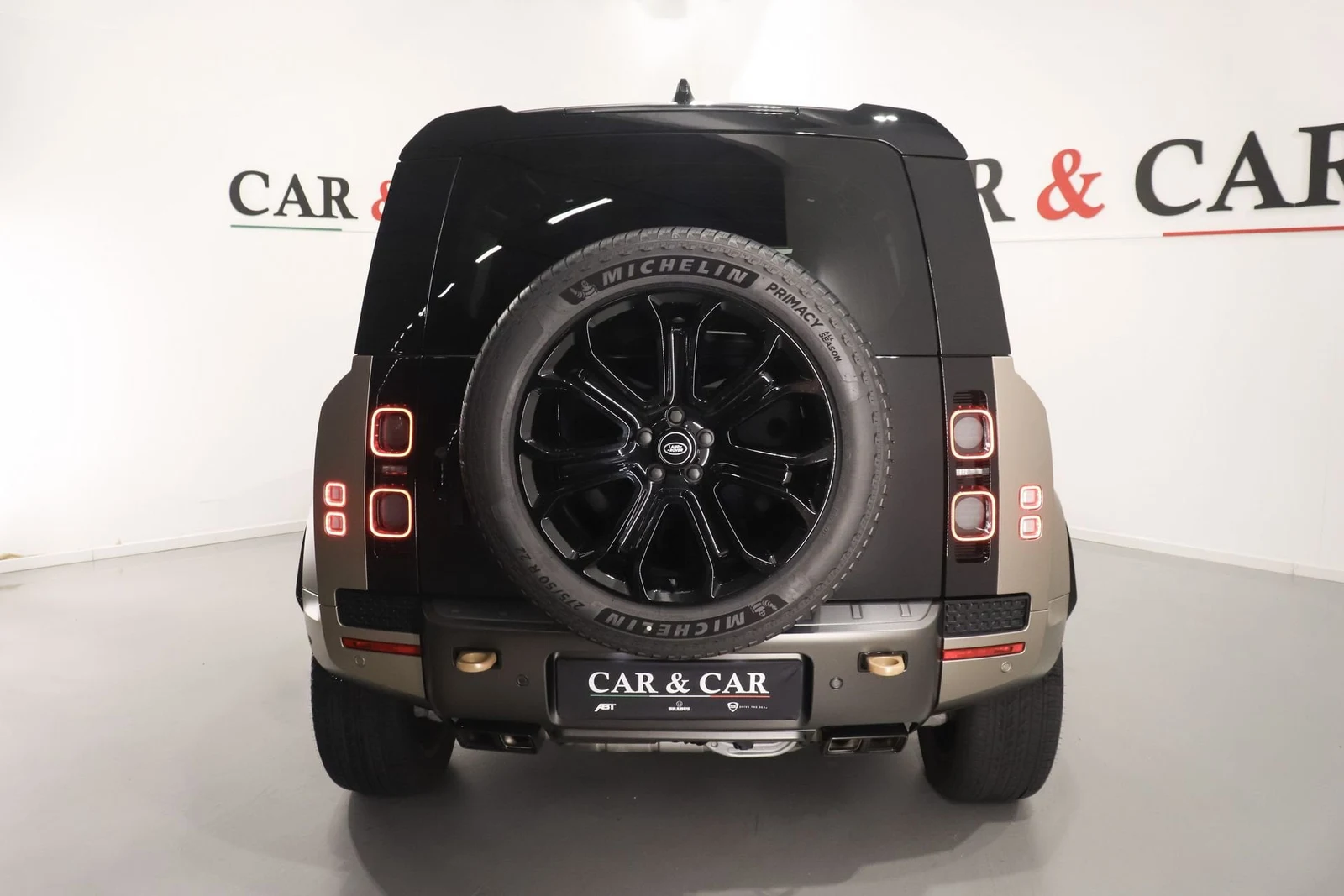 Land Rover Defender OCTA 110, 4/10