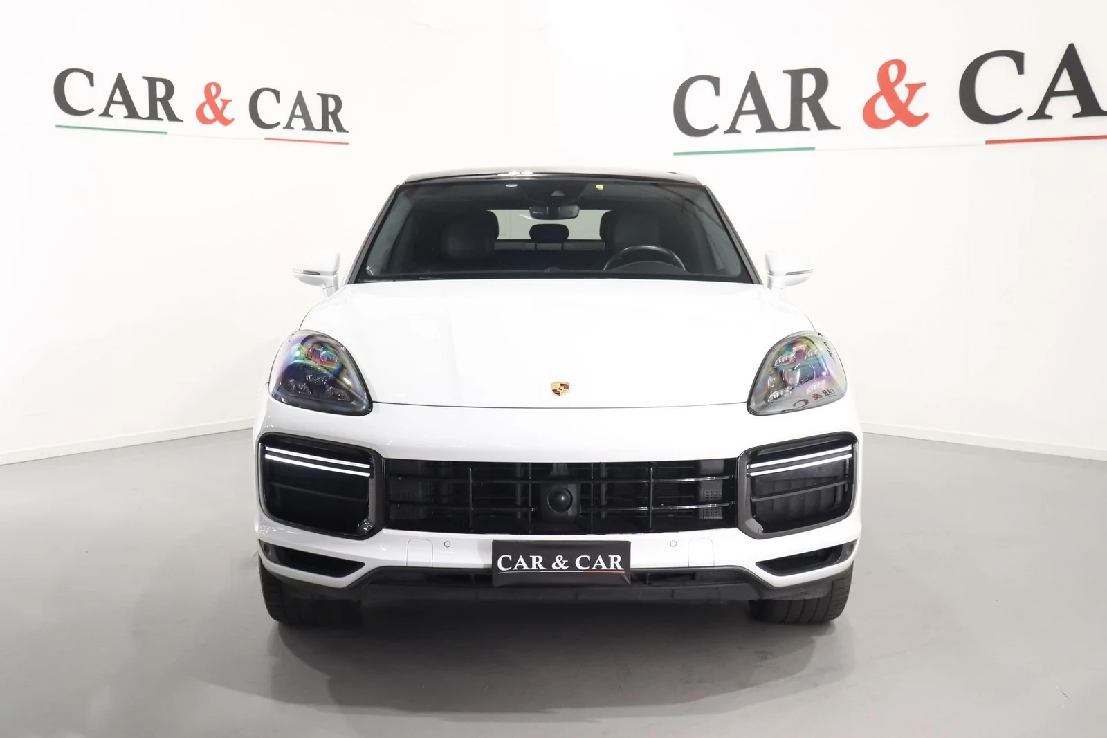 Porsche Cayenne Turbo, 3/10