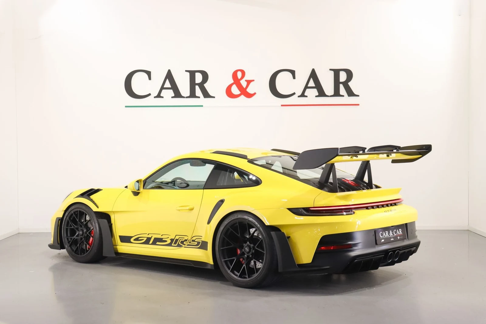 Porsche 911 GT3 RS (992), 2/10