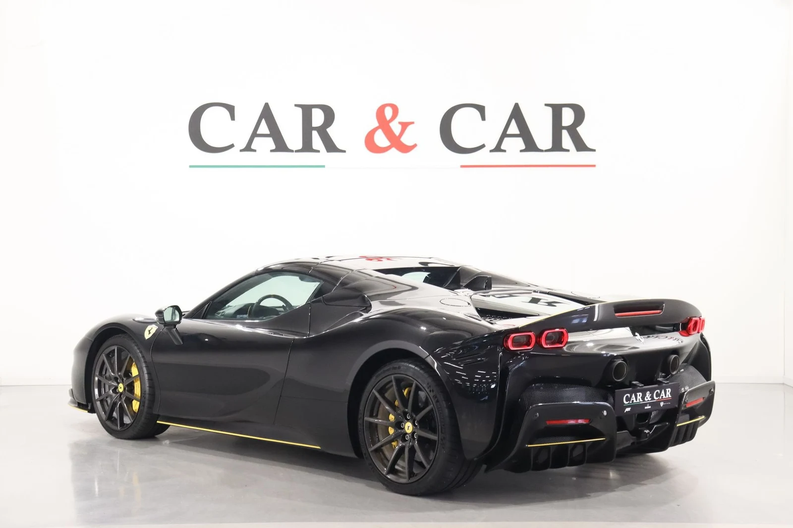 Ferrari SF90 Spider, 2/10