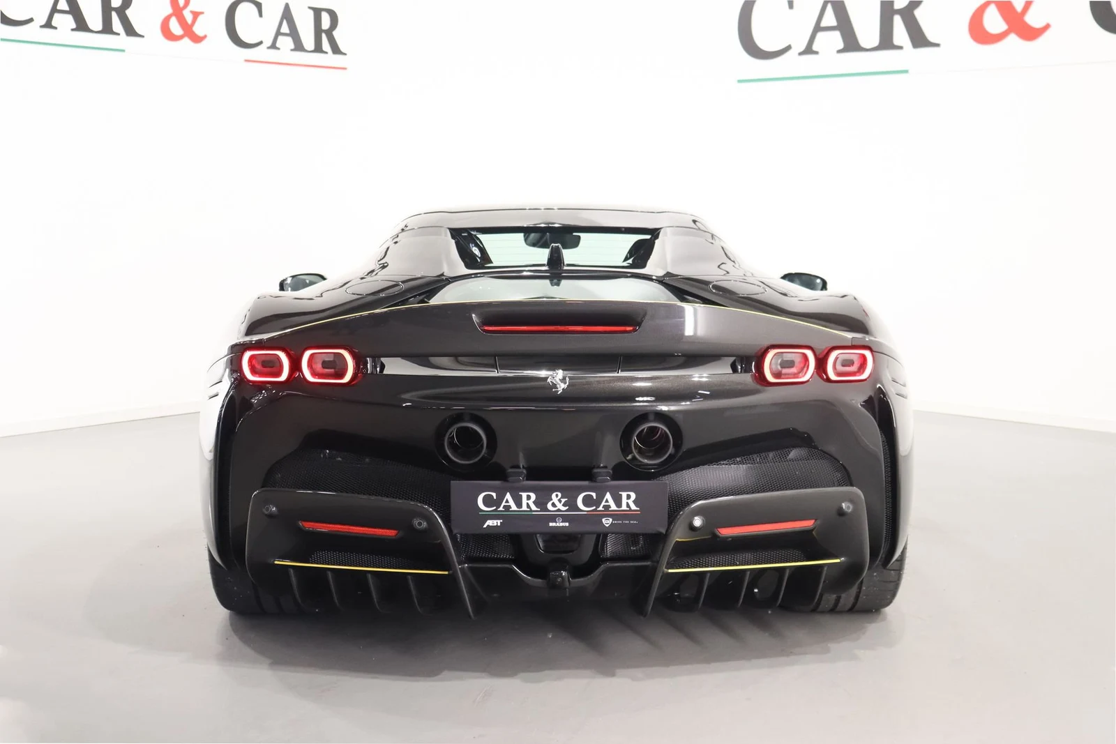 Ferrari SF90 Spider, 4/10