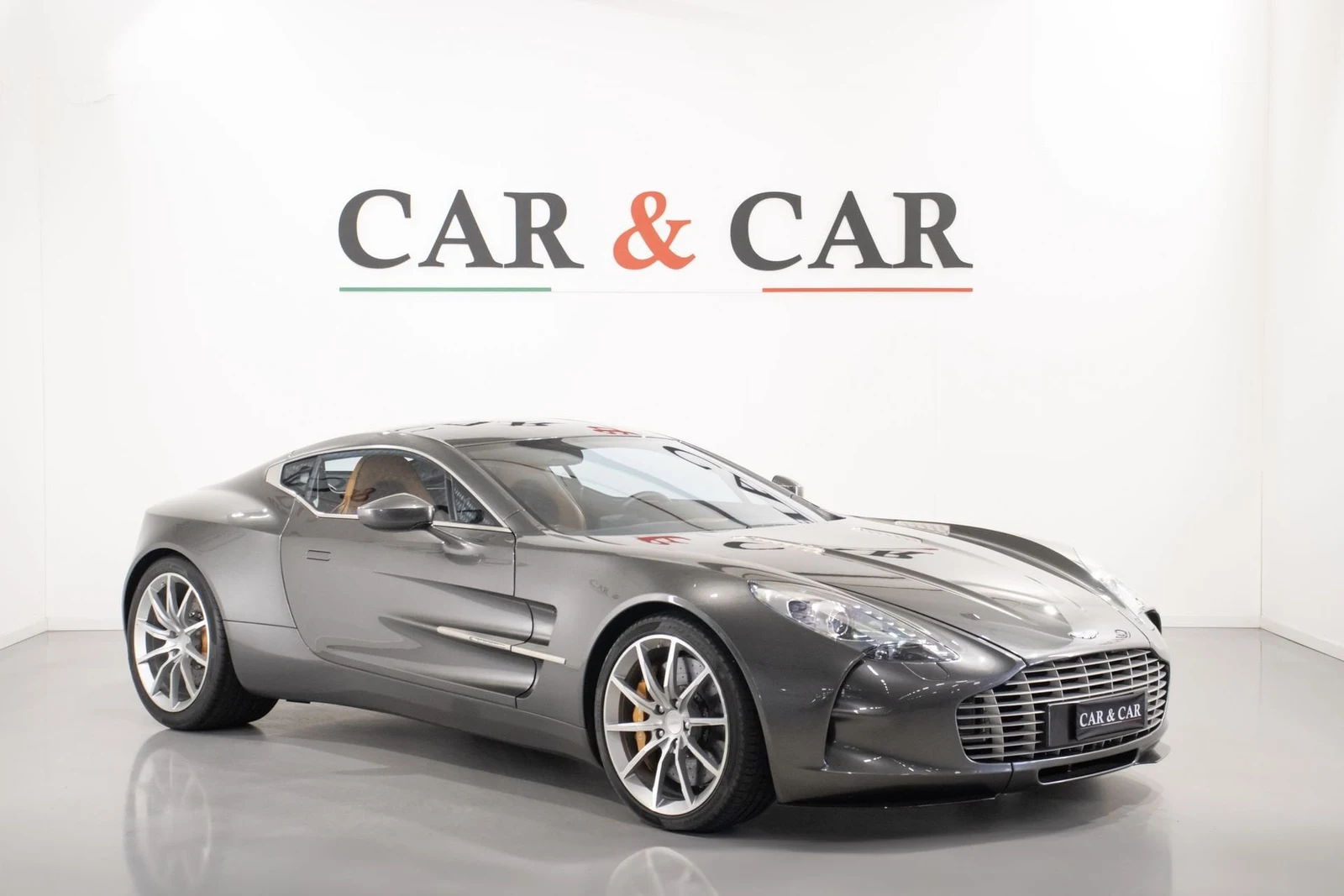 Seller photograph: Aston Martin One-77