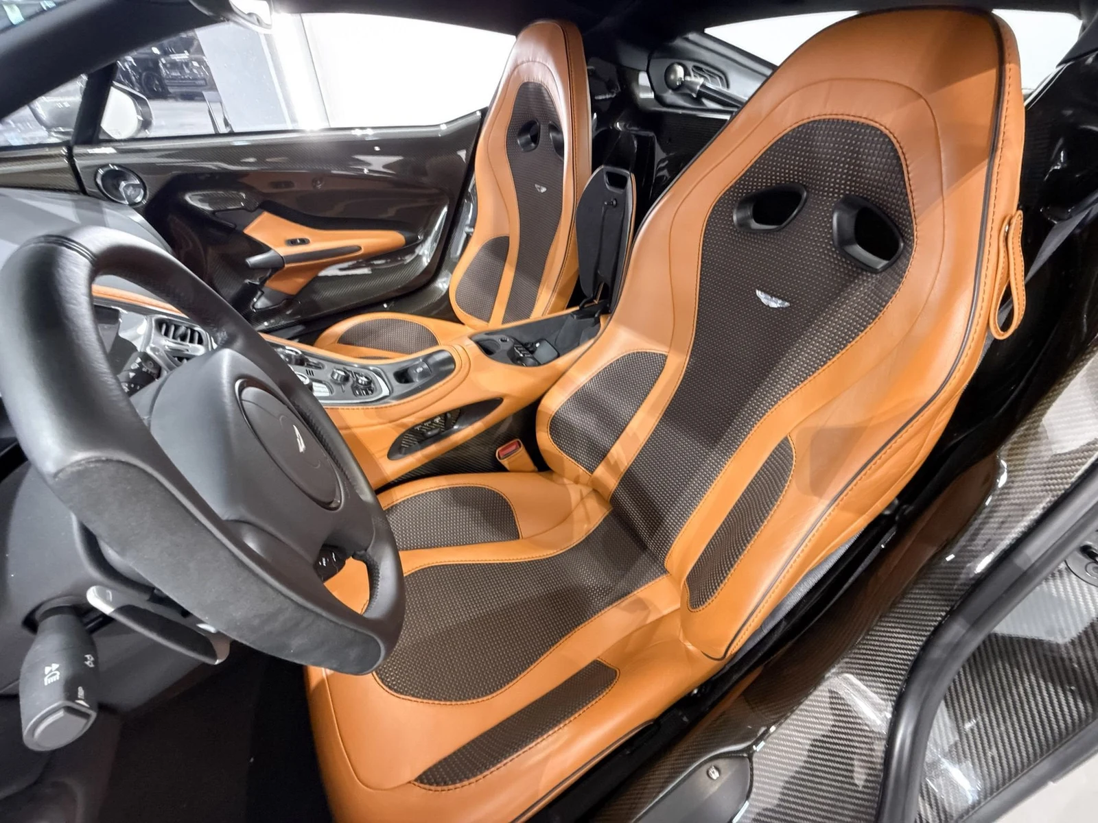 Aston Martin One-77, 10/10