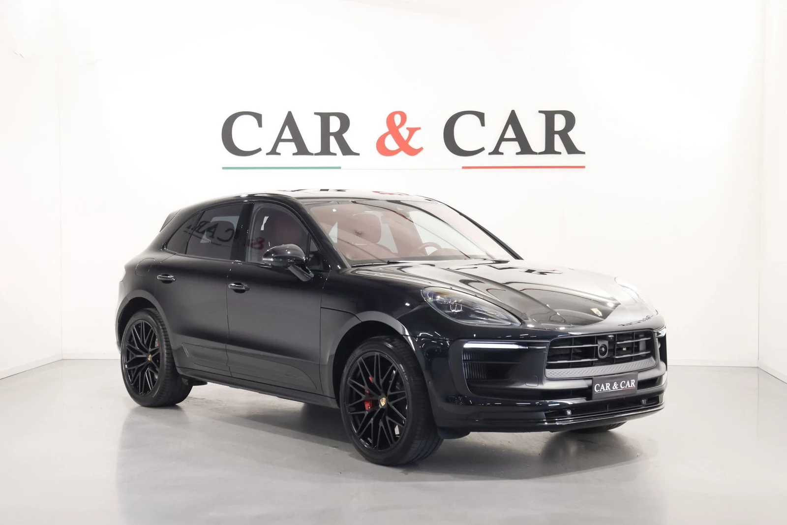 Seller photograph: Porsche Macan GTS