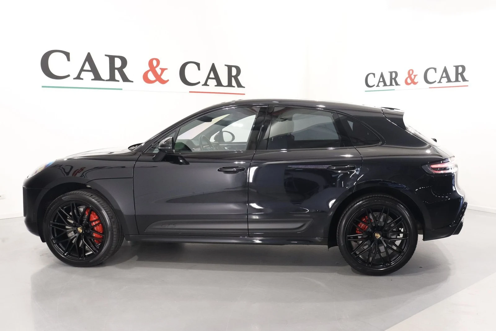Porsche Macan GTS, 6/10