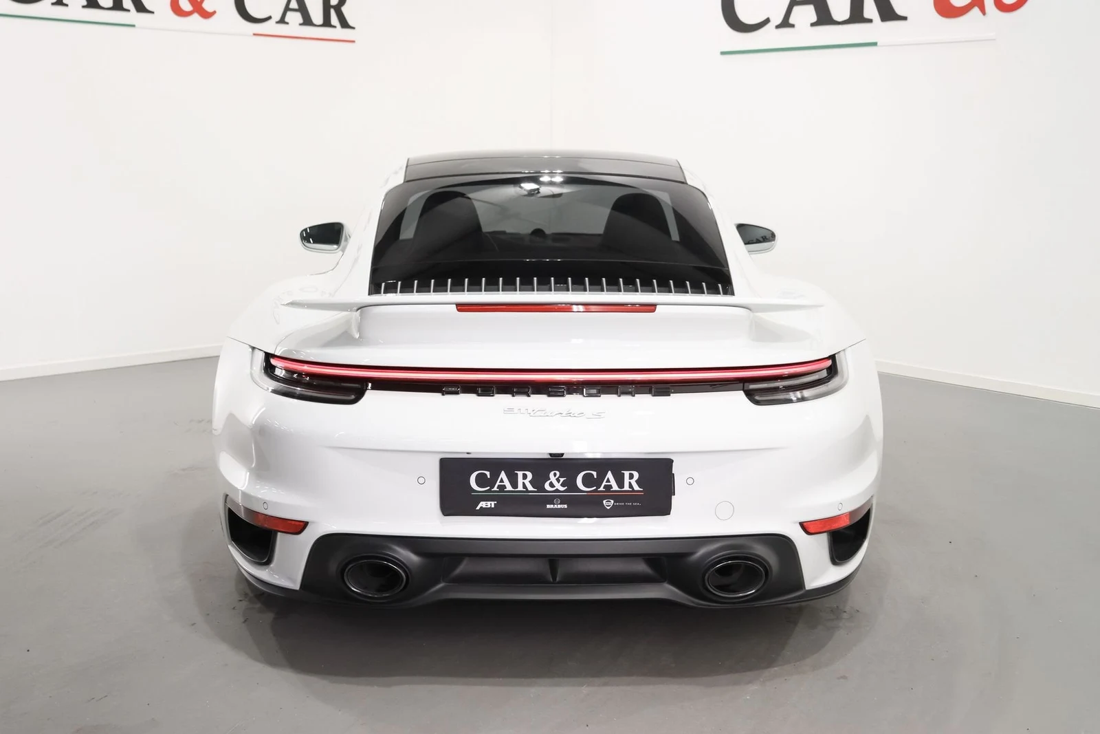 Porsche 911 Turbo S (992.1), 4/10