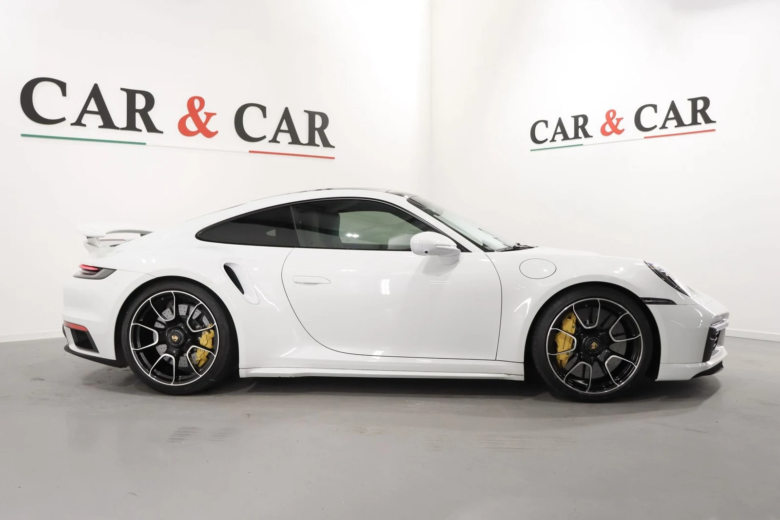 Porsche 911 Turbo S (992.1), 5/10