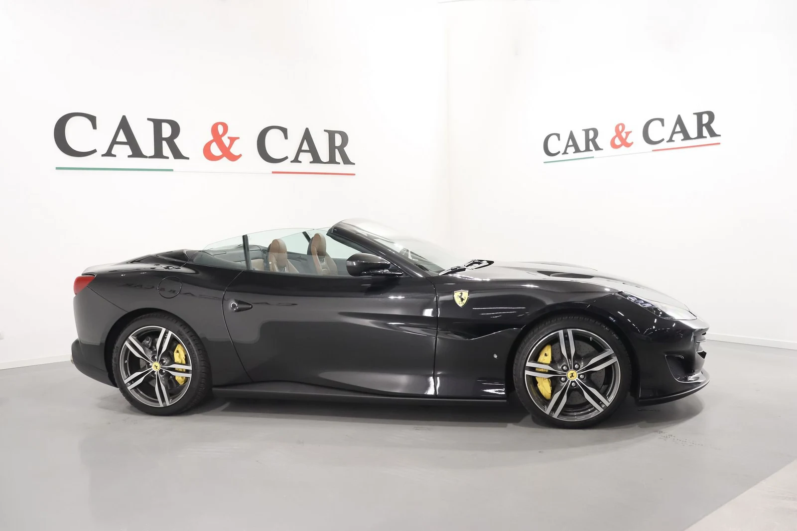 Ferrari Portofino, 5/10