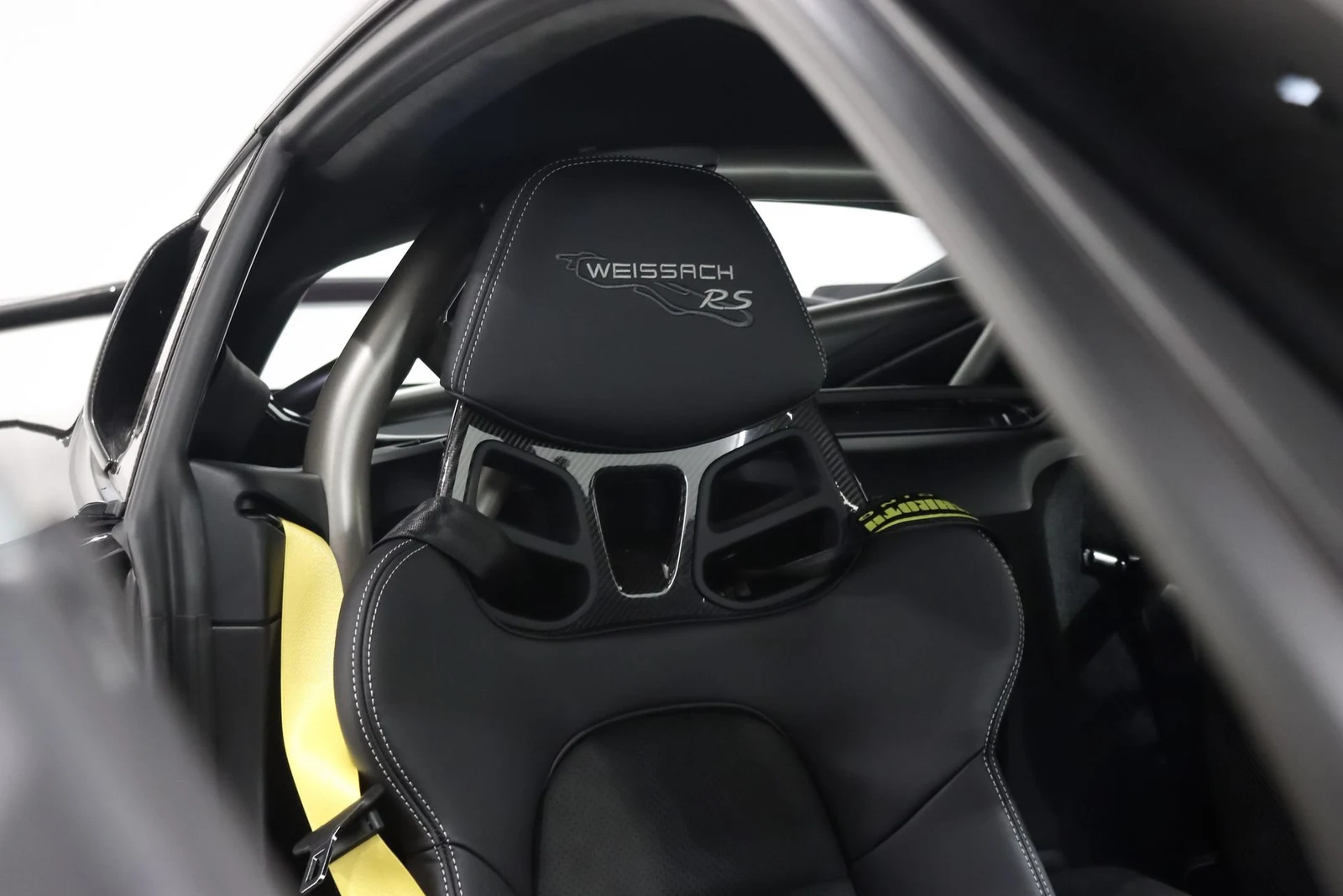 Porsche 718 Cayman GT4 RS, 8/10
