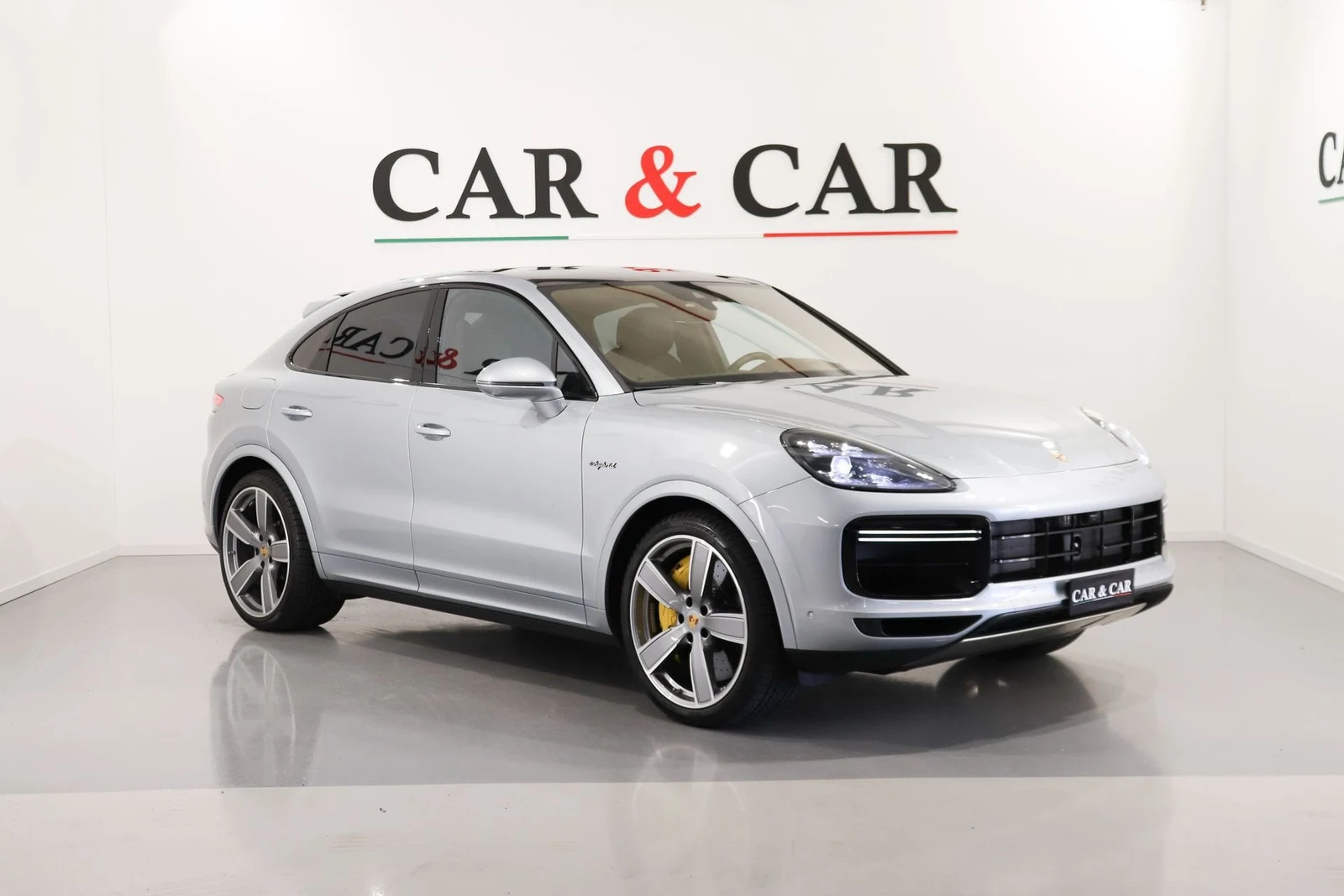 Seller photograph: Porsche Cayenne Turbo S E-Hybrid Coupé