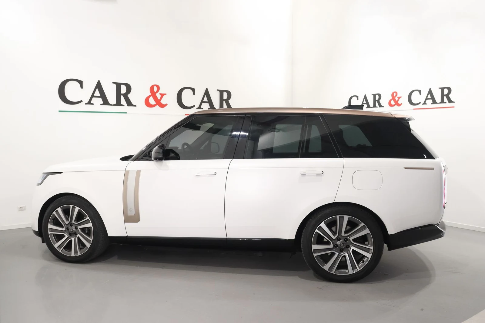 Land Rover Range Rover P510e SV, 6/10