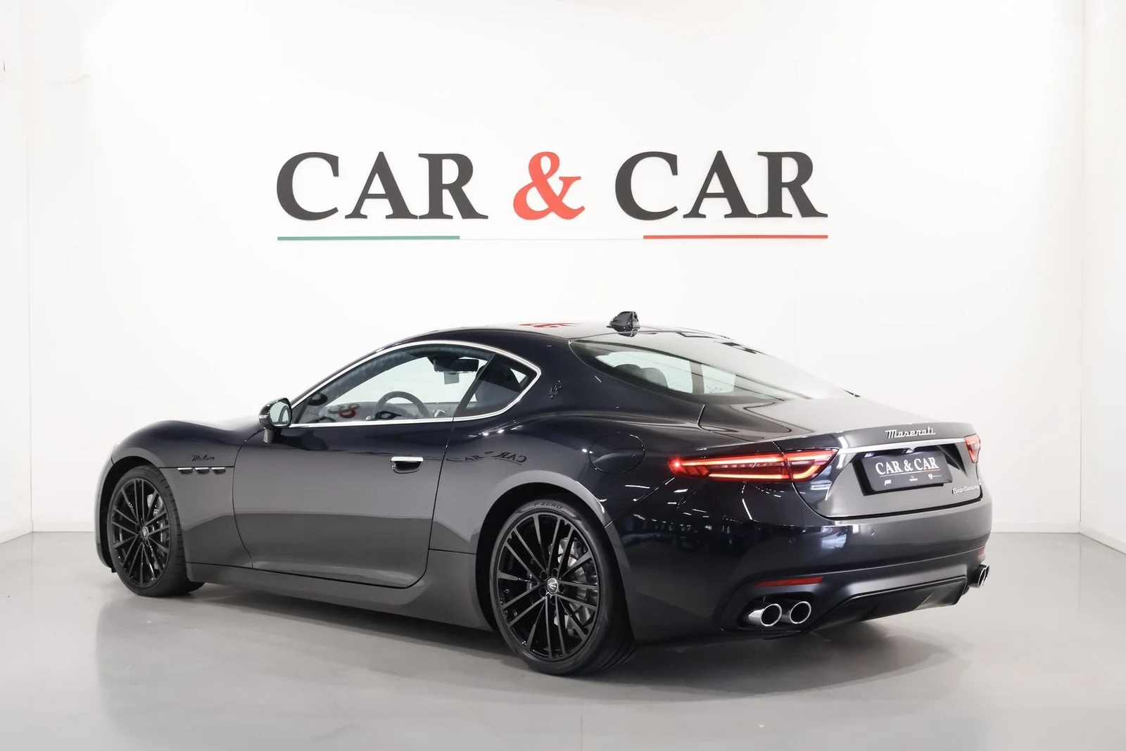 Maserati GranTurismo Modena, 2/10