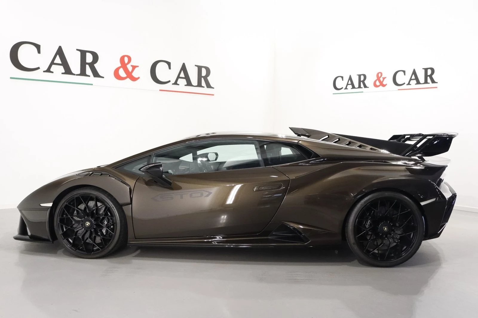 Lamborghini Huracán STO, 6/10