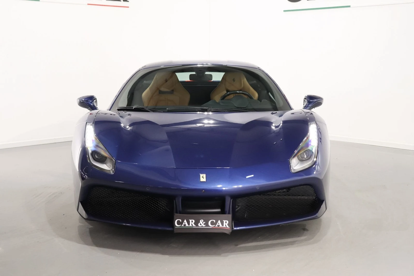 Ferrari 488 GTB, 3/10