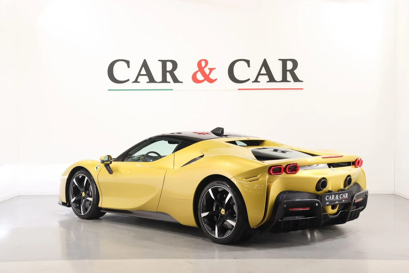 Ferrari SF90 Stradale, 2/10