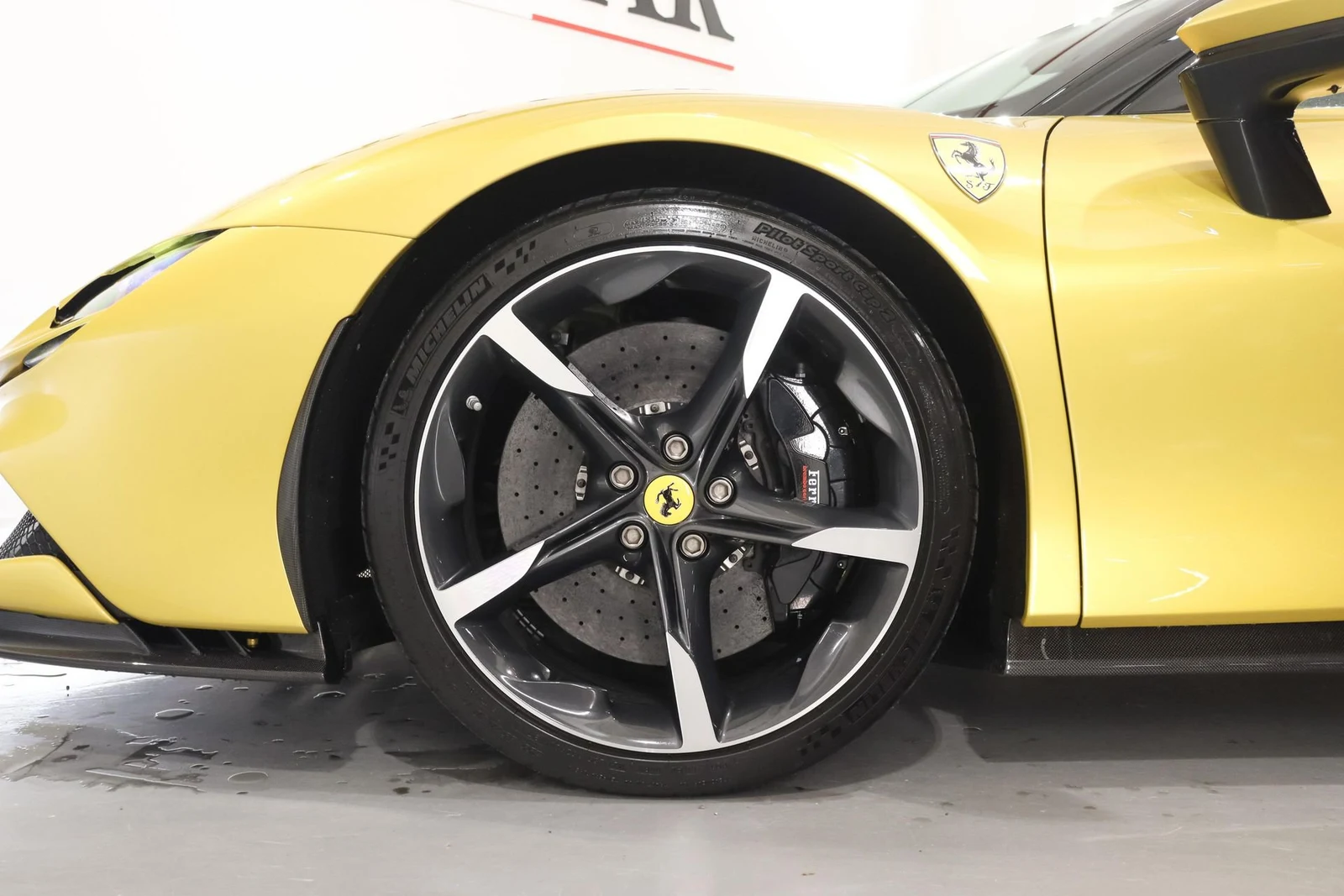 Ferrari SF90 Stradale, 7/10