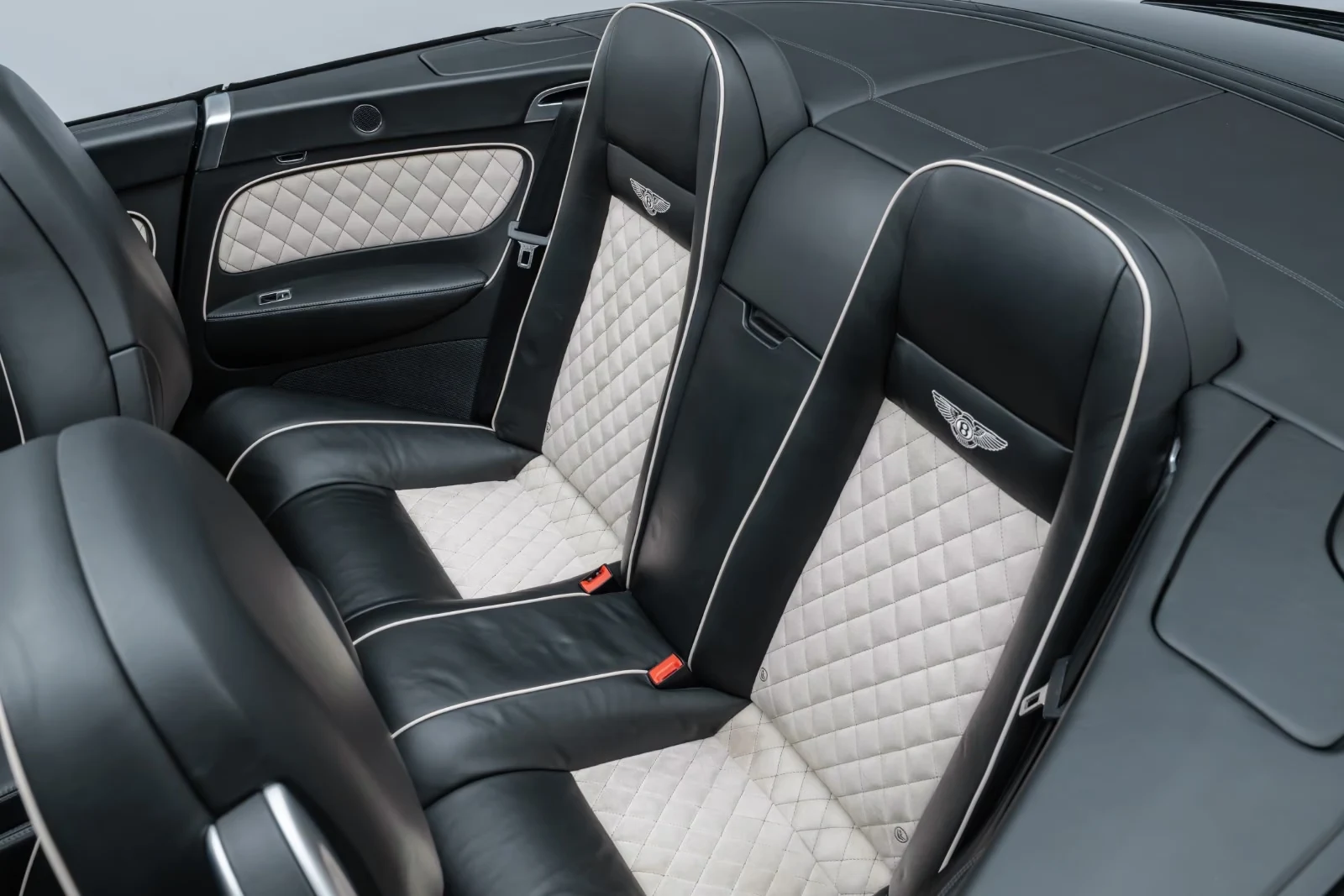 2011 Bentley Continental GTC Supersports, 29/30