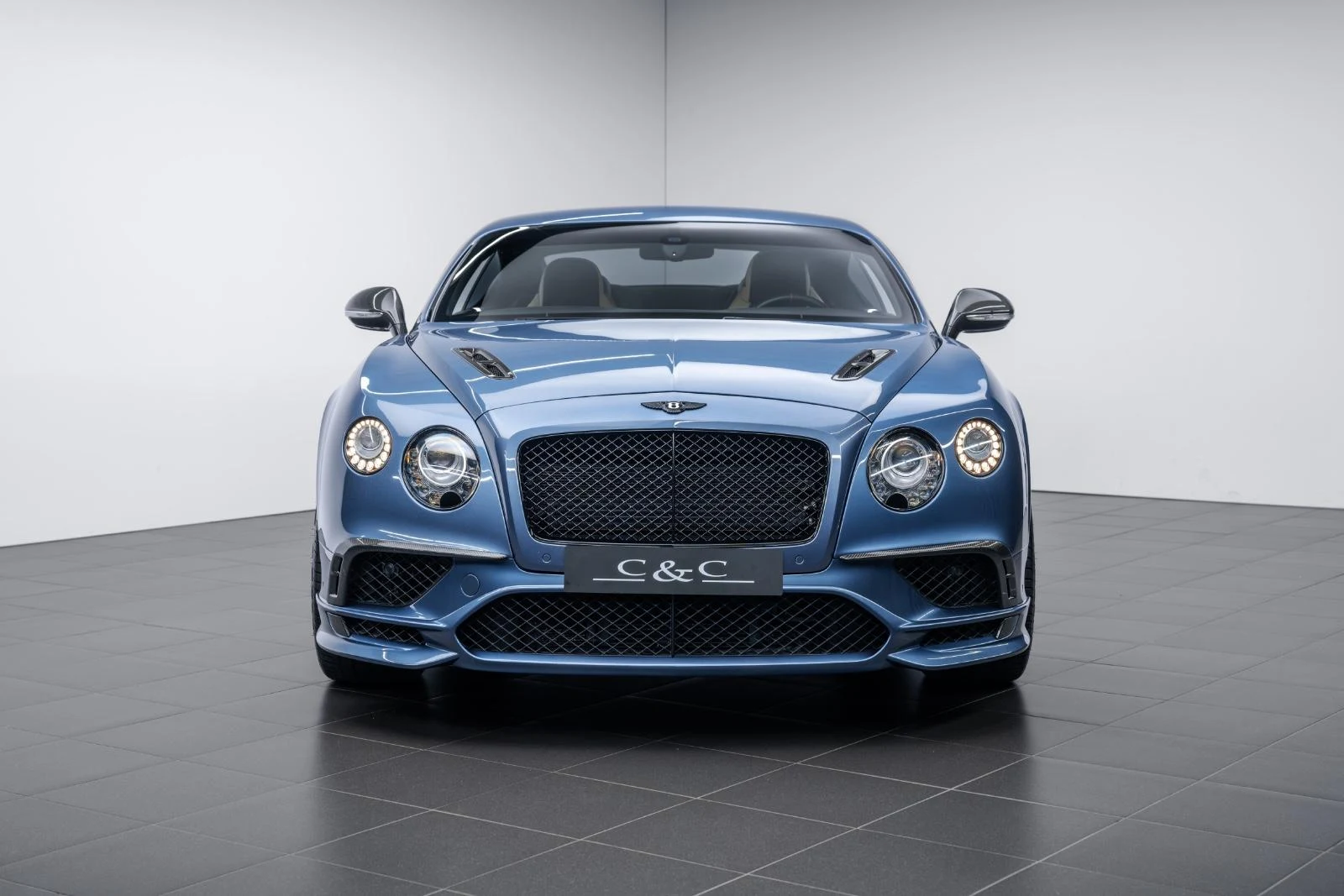 2017 Bentley Continental Supersports, 2/27