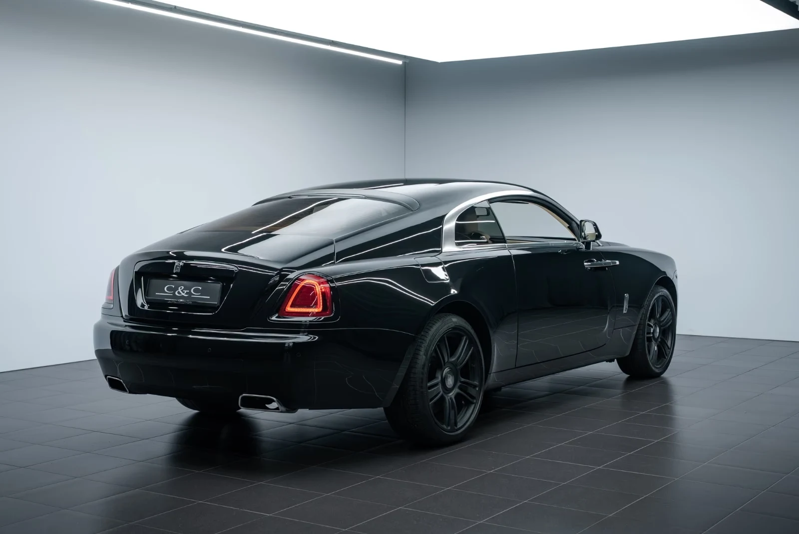 2015 Rolls-Royce Wraith, 3/27
