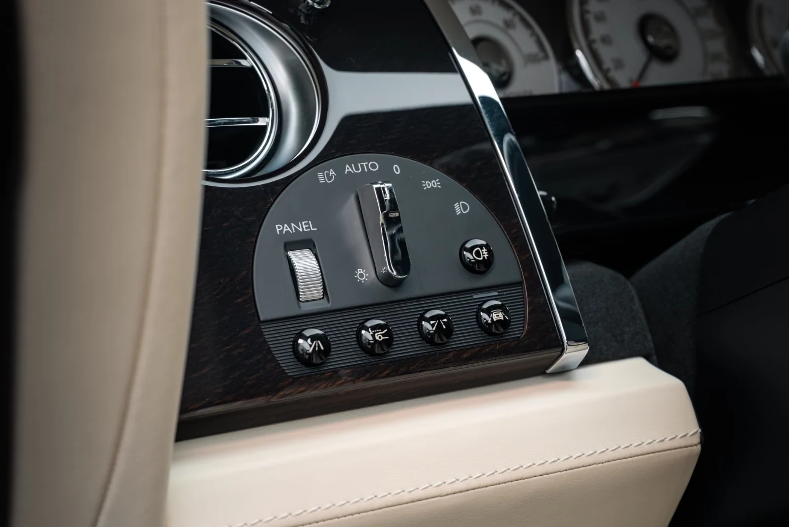 2015 Rolls-Royce Wraith, 11/27