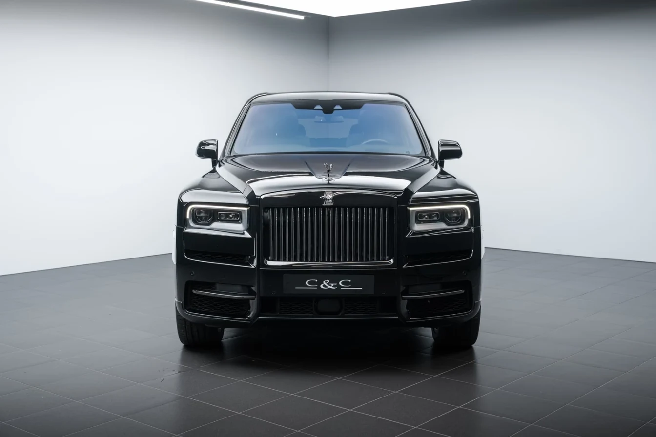 2020 Rolls-Royce Cullinan Black Badge, 2/18