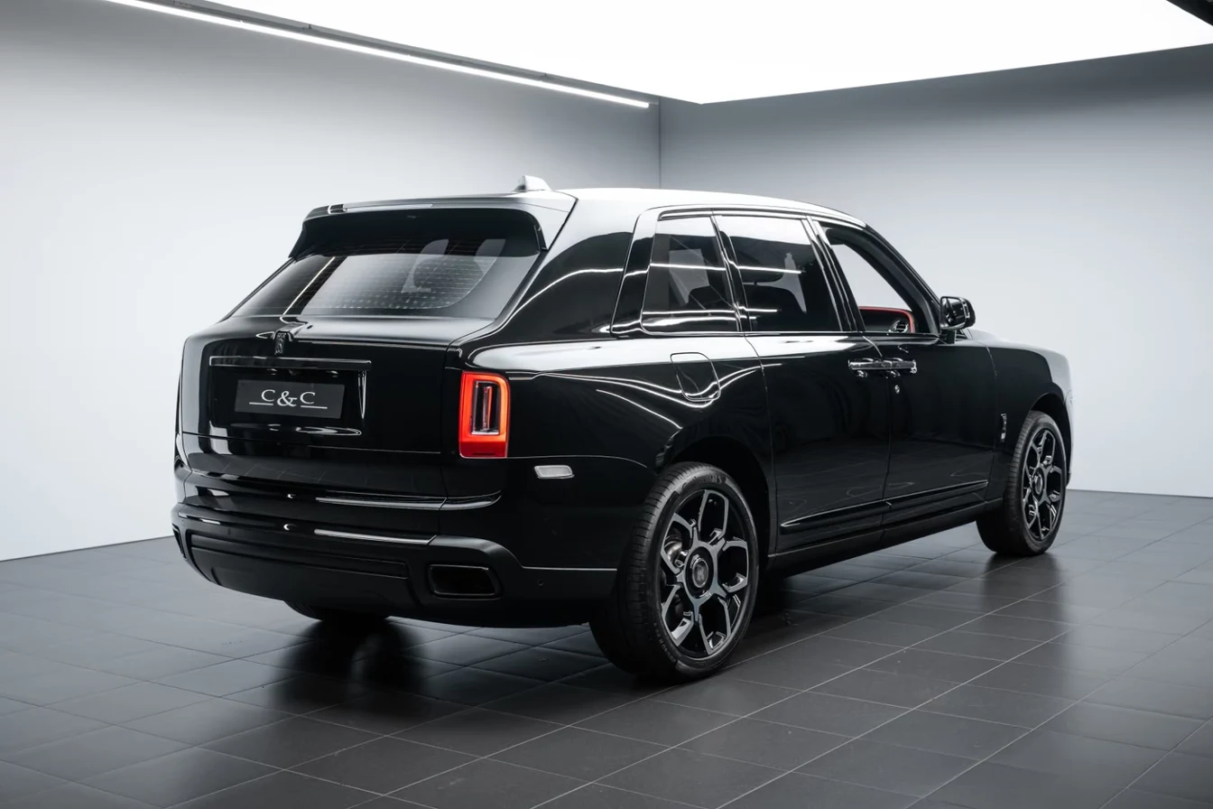 2020 Rolls-Royce Cullinan Black Badge, 3/18